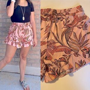 Wild Fable tropical print linen blend hi rise pull on Floral Ruffle Hem Shorts L